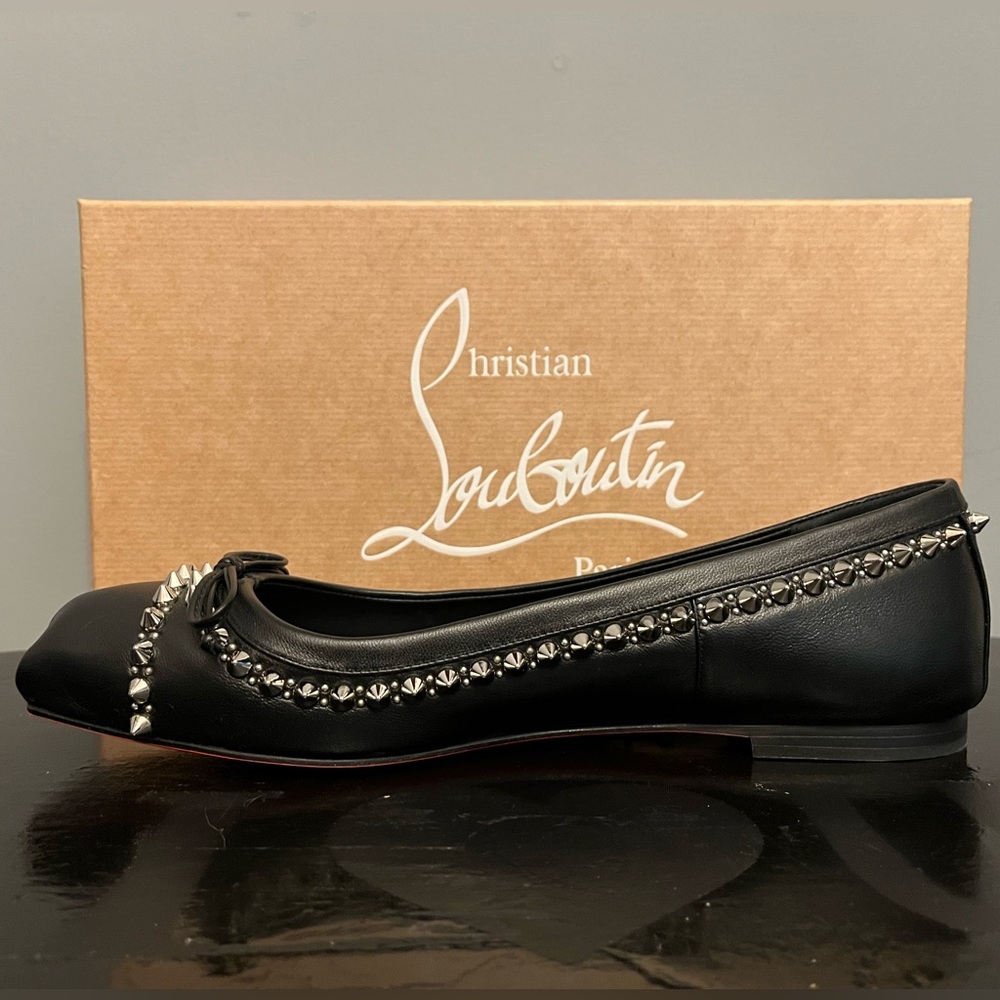 BNIB Christian Louboutin Mamadrague Spiked Black Leather Ballet Flats, size 39 - Picture 5 of 16